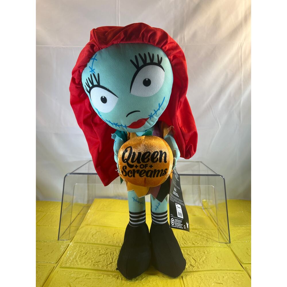 NEW The Nightmare Before Christmas Sally Queen Of Screams Door Greeter Disney